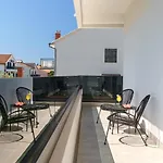 Апартаменты Sidro *