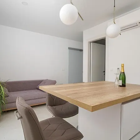 Sidro * וודיצה