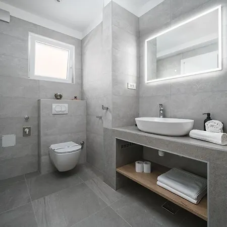 Apartment Sidro