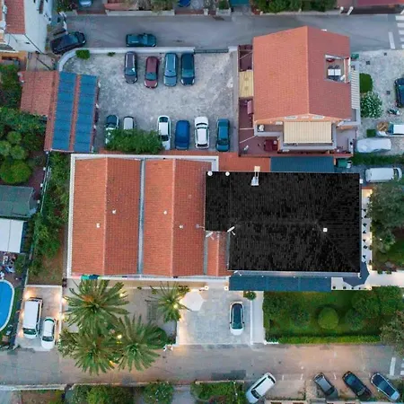 Sidro Apartment