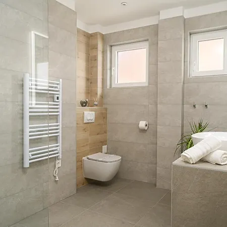 Apartment Sidro *
